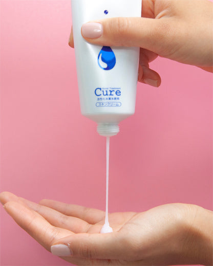 female dispense water treatment moisturizer cream on her hand